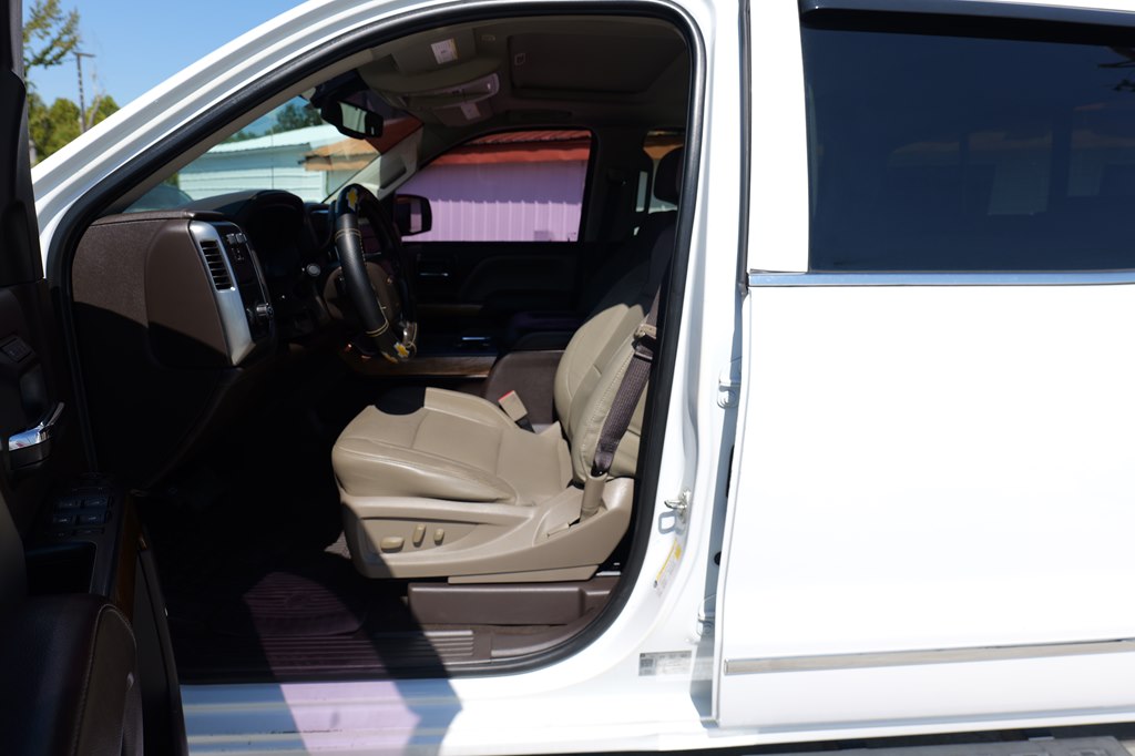 Photo 10 of this CHEVROLET SILVERADO 1500