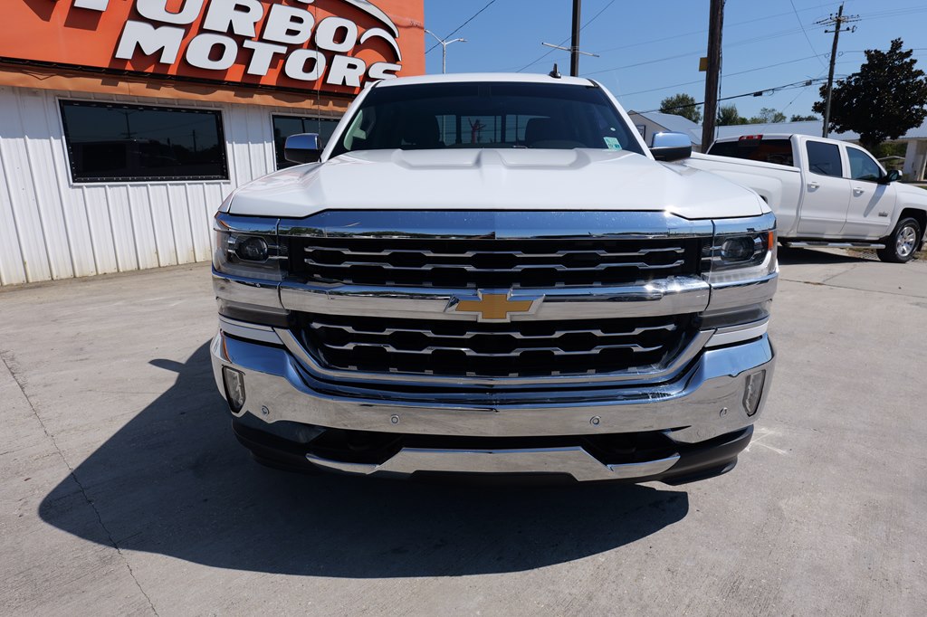 Photo 2 of this CHEVROLET SILVERADO 1500