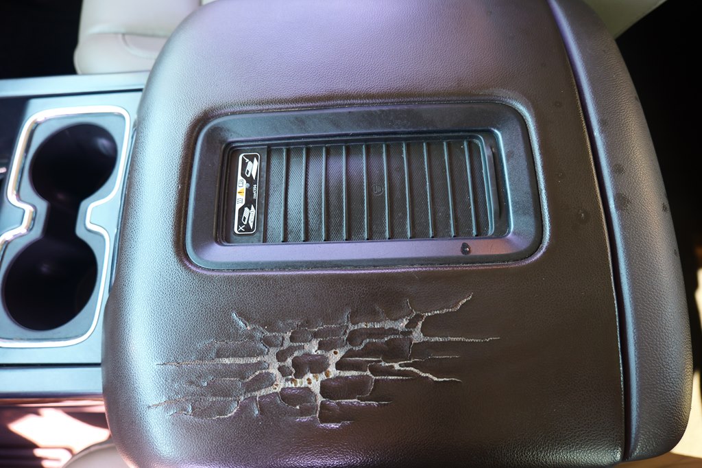 Photo 25 of this CHEVROLET SILVERADO 1500