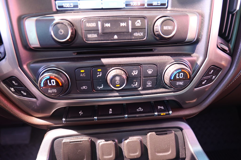 Photo 21 of this CHEVROLET SILVERADO 1500