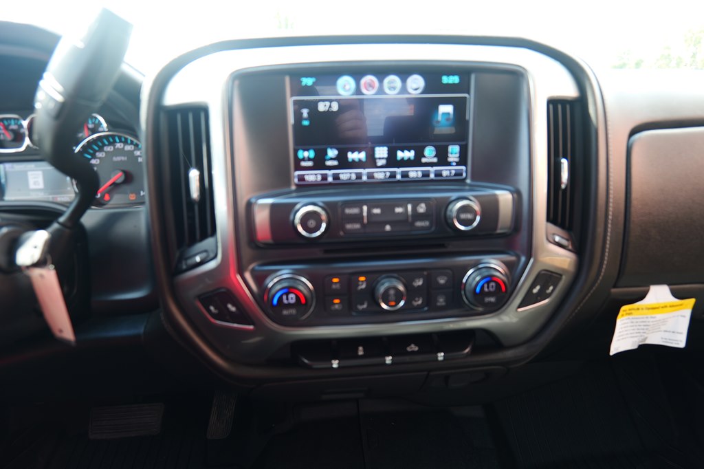 Photo 21 of this CHEVROLET SILVERADO 1500