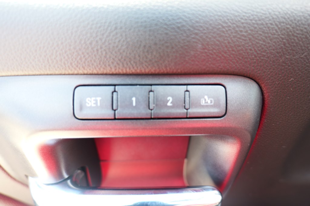 Photo 14 of this CHEVROLET SILVERADO 1500