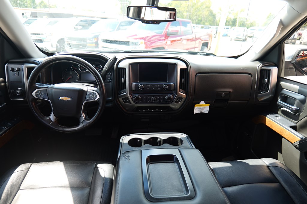 Photo 36 of this CHEVROLET SILVERADO 1500