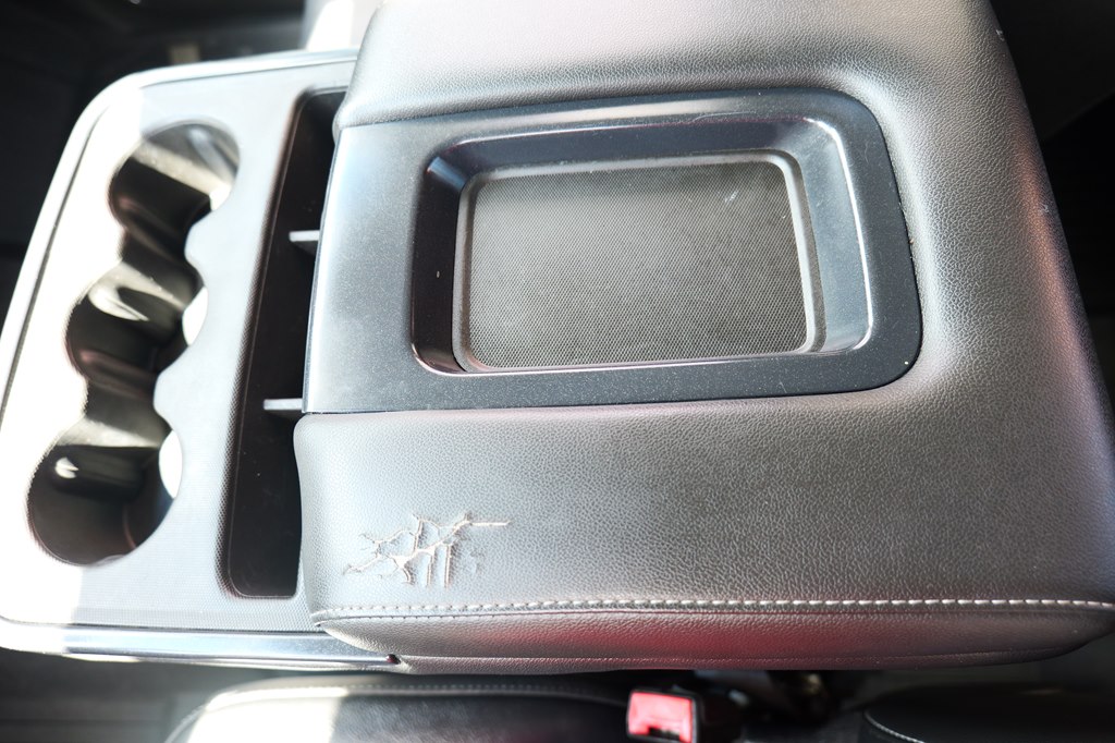 Photo 27 of this CHEVROLET SILVERADO 1500