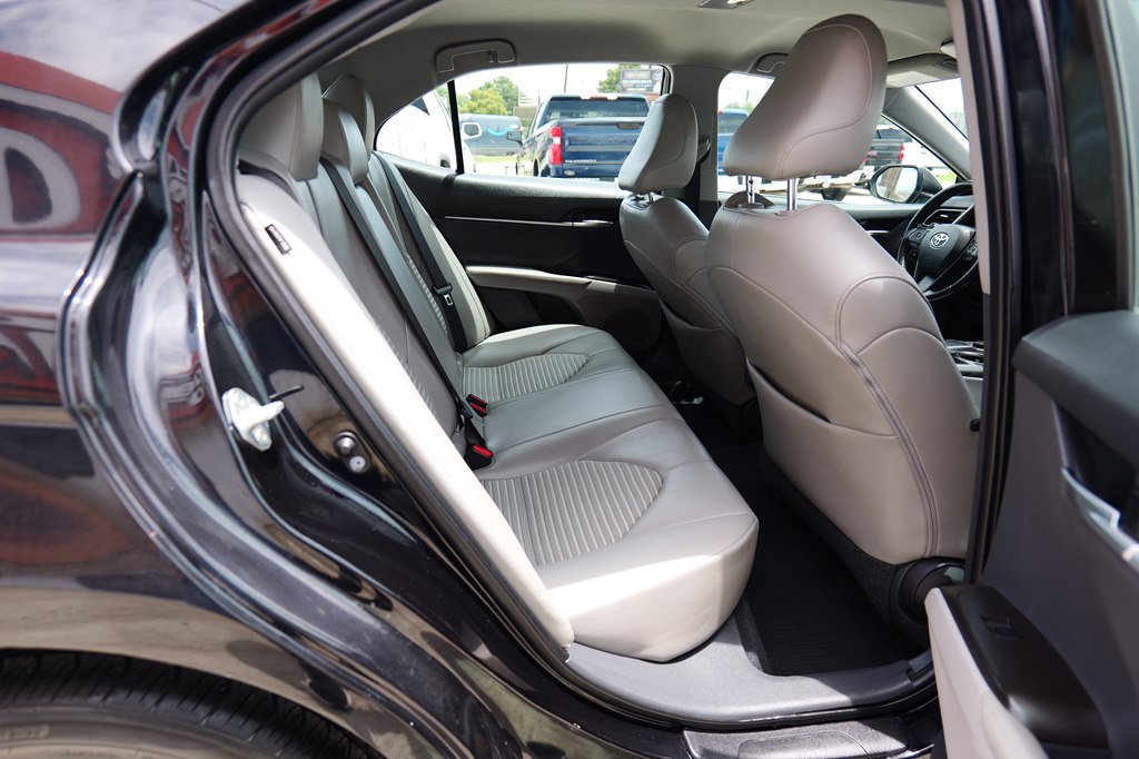 Used Car 2021 Toyota Camry  Se For Sale Under $25,000 In Baker, Louisiana
