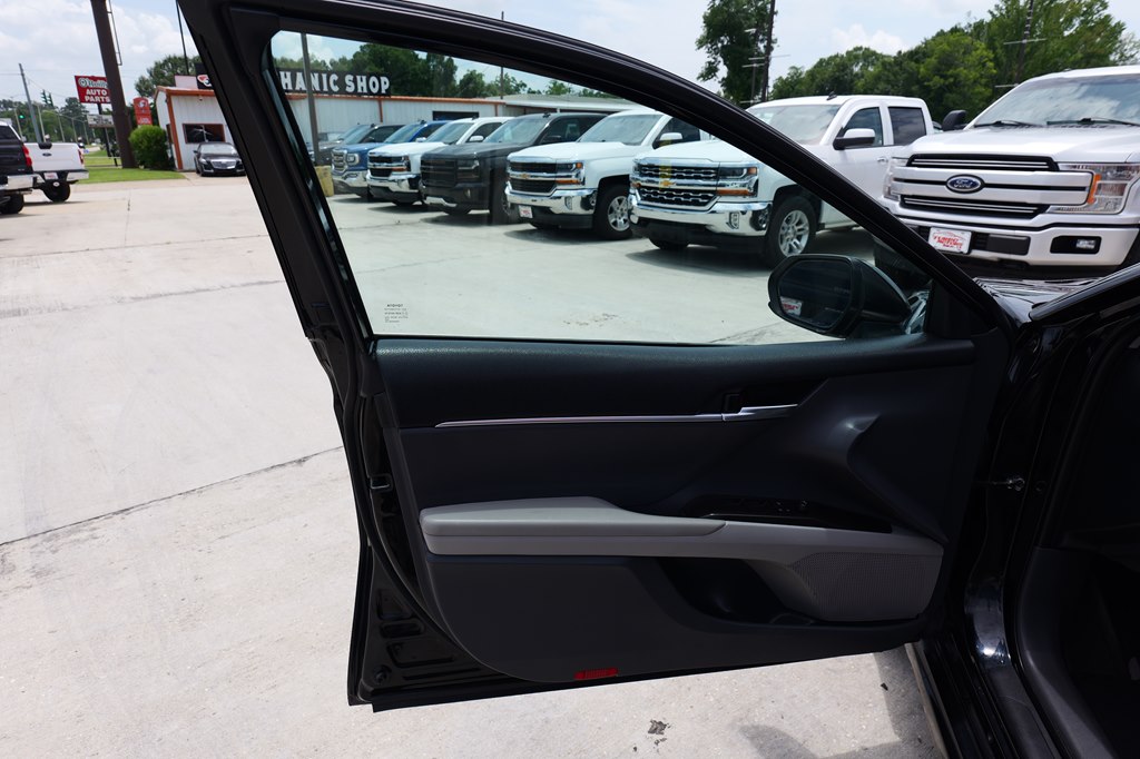 Used Car 2021 Toyota Camry  Se For Sale Under $25,000 In Baker, Louisiana