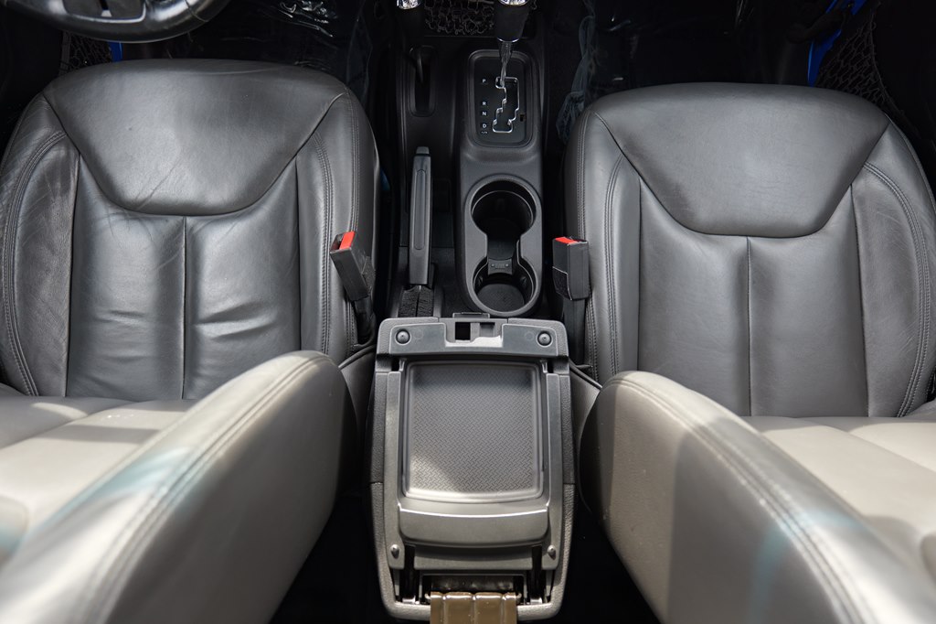 Used Car 2015 Jeep Wrangler Unlimi  Sport For Sale Under $20,000 In Baker, Louisiana