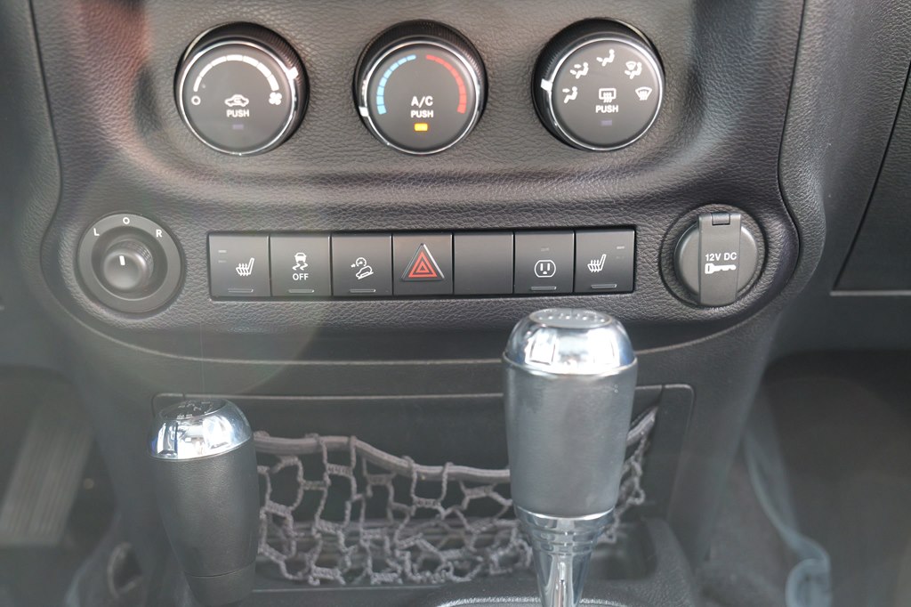 Used Car 2015 Jeep Wrangler Unlimi  Sport For Sale Under $20,000 In Baker, Louisiana