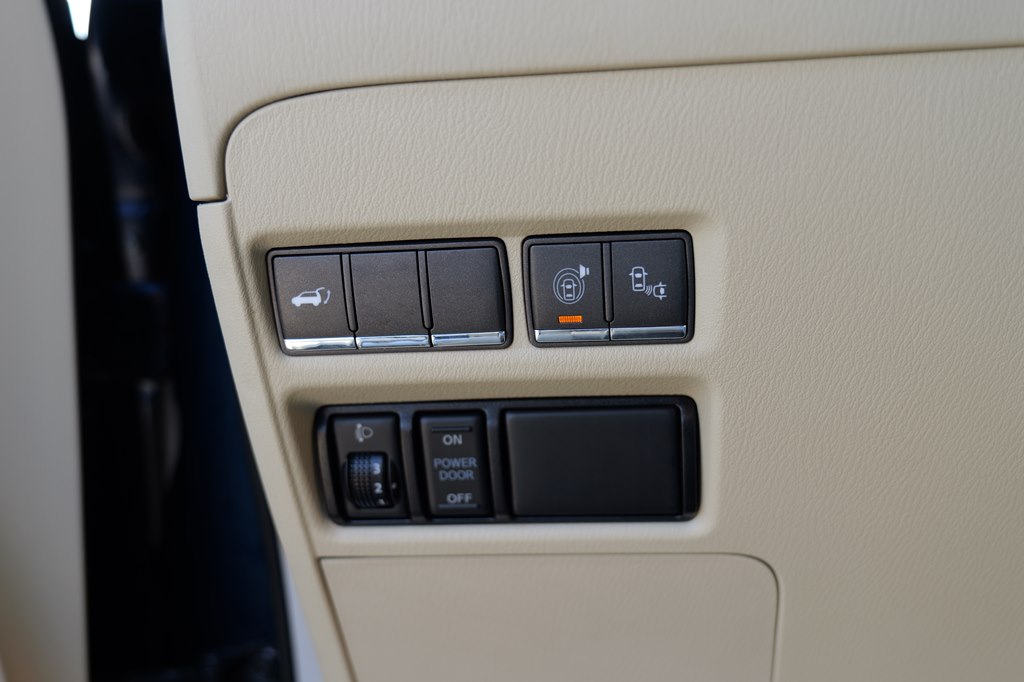 Used Car 2017 Infiniti Qx80  Base For Sale Under $20,000 In Baker, Louisiana