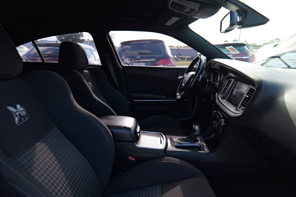 Used Car 2019 Dodge Charger  Scat Pack For Sale Under $30,000 In Baker, Louisiana