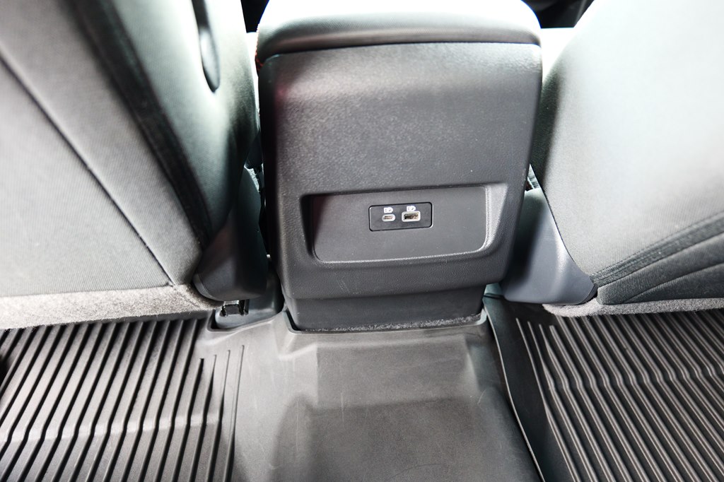 Photo 30 of this NISSAN FRONTIER