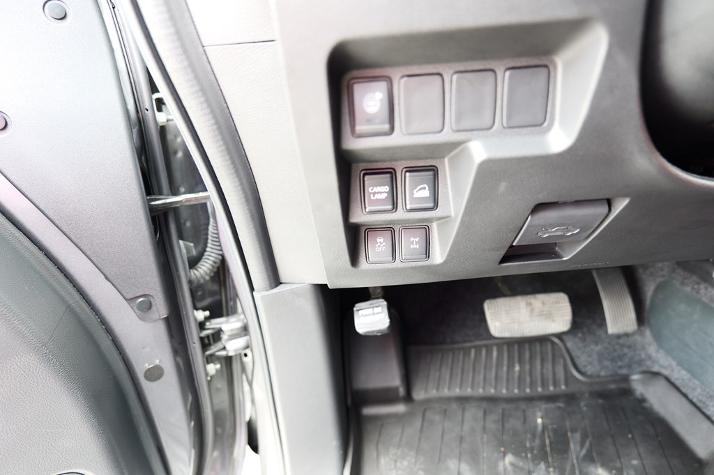 Photo 15 of this NISSAN FRONTIER