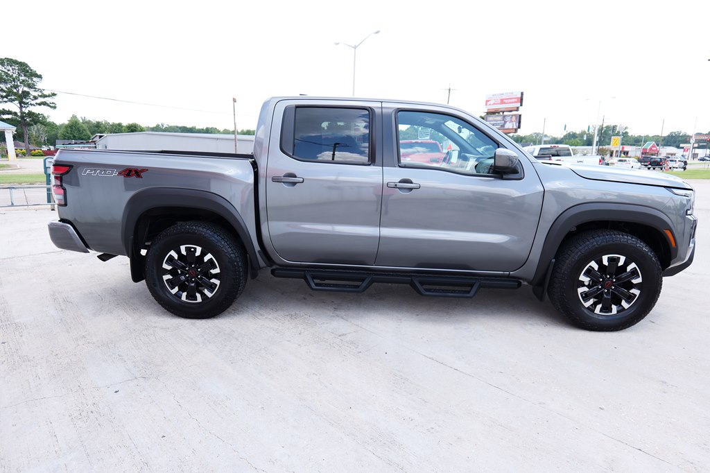 Photo 4 of this NISSAN FRONTIER