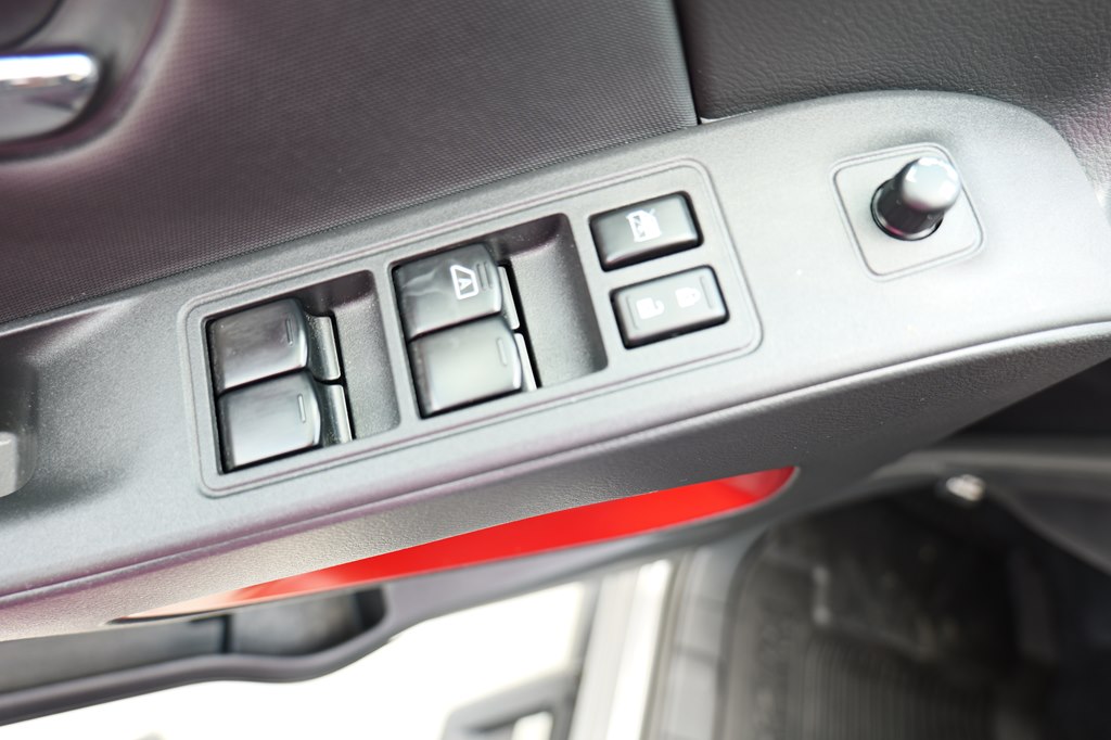 Photo 14 of this NISSAN FRONTIER