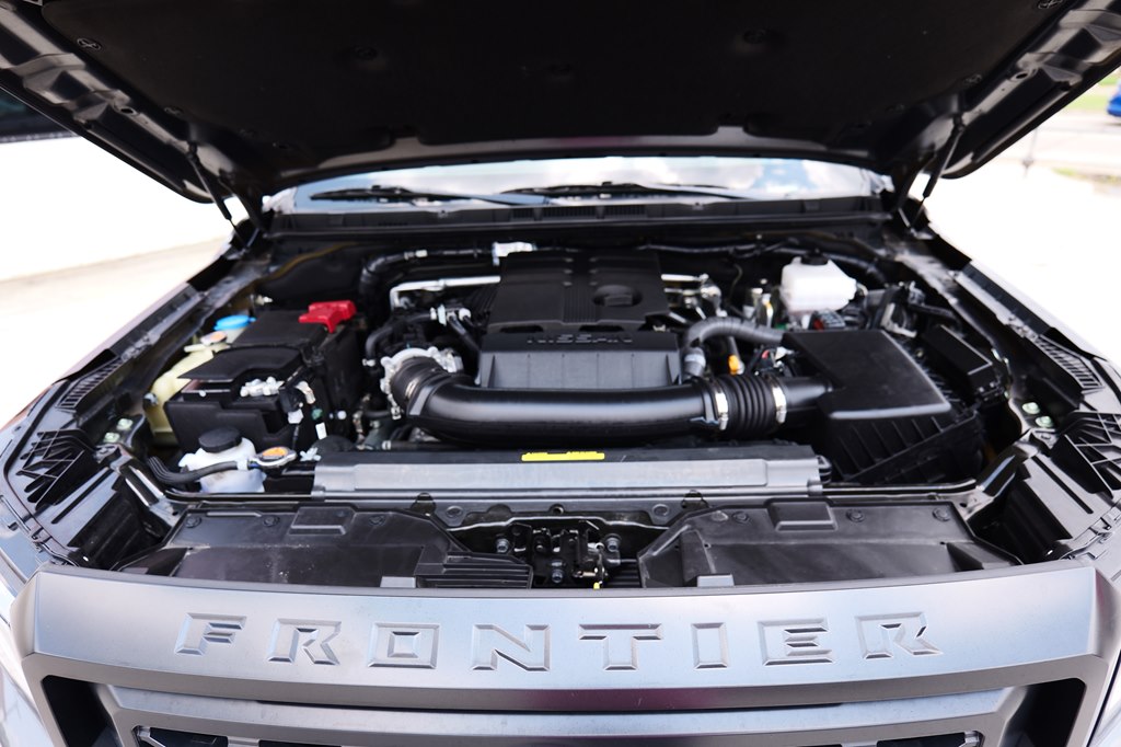 Photo 43 of this NISSAN FRONTIER