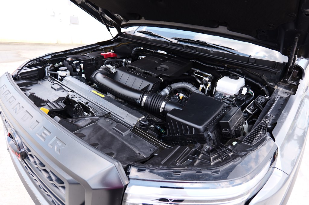 Photo 42 of this NISSAN FRONTIER