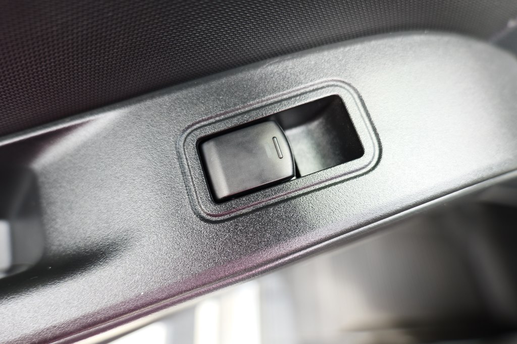 Photo 29 of this NISSAN FRONTIER