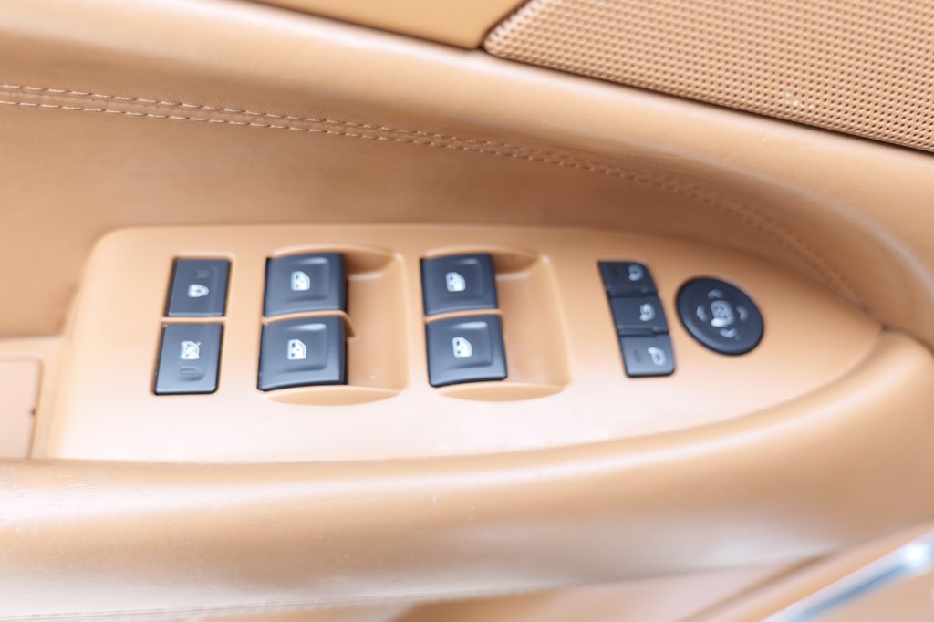 Photo 15 of this CADILLAC ESCALADE