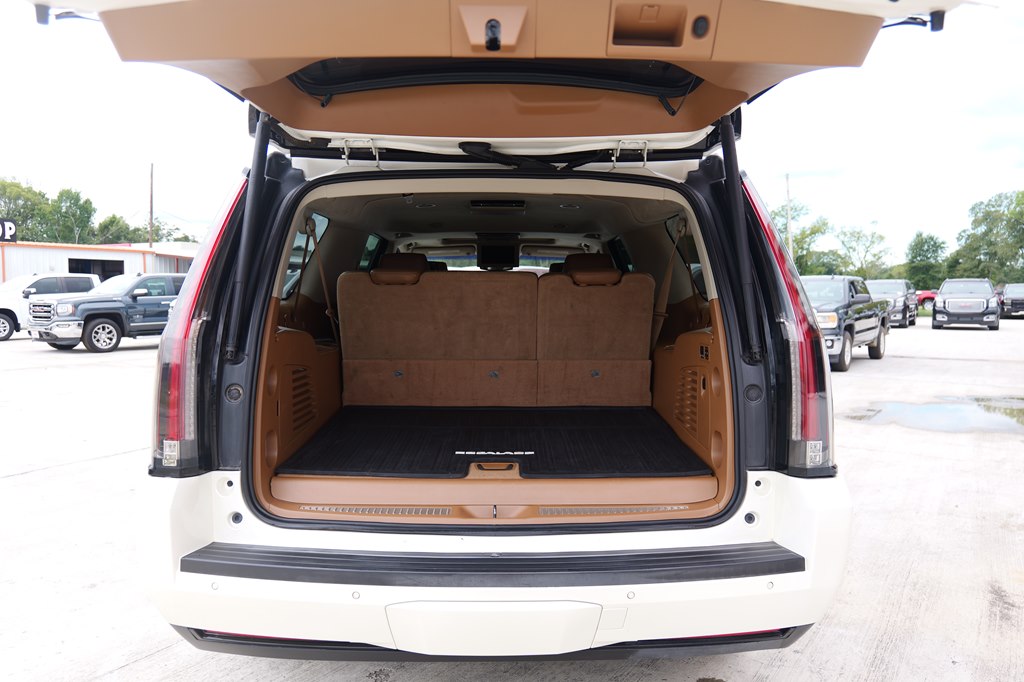 Photo 48 of this CADILLAC ESCALADE