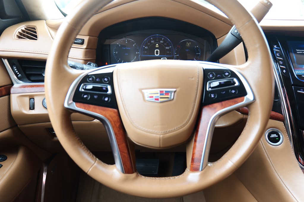 Photo 19 of this CADILLAC ESCALADE