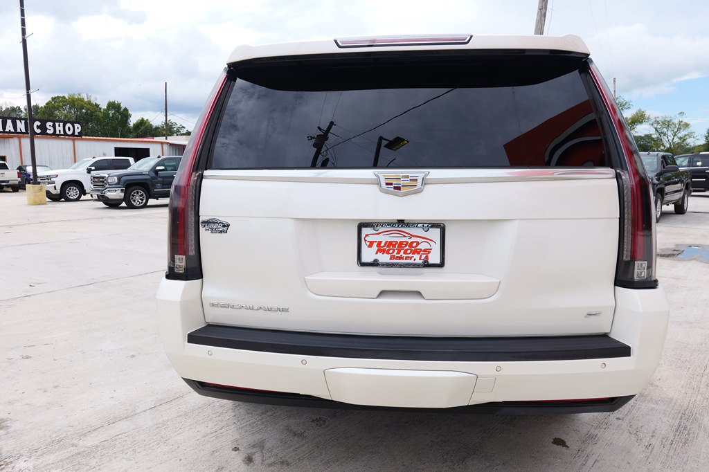 Photo 6 of this CADILLAC ESCALADE