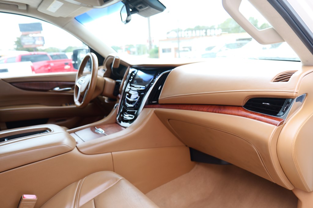 Photo 58 of this CADILLAC ESCALADE