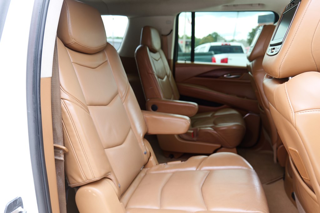 Photo 53 of this CADILLAC ESCALADE