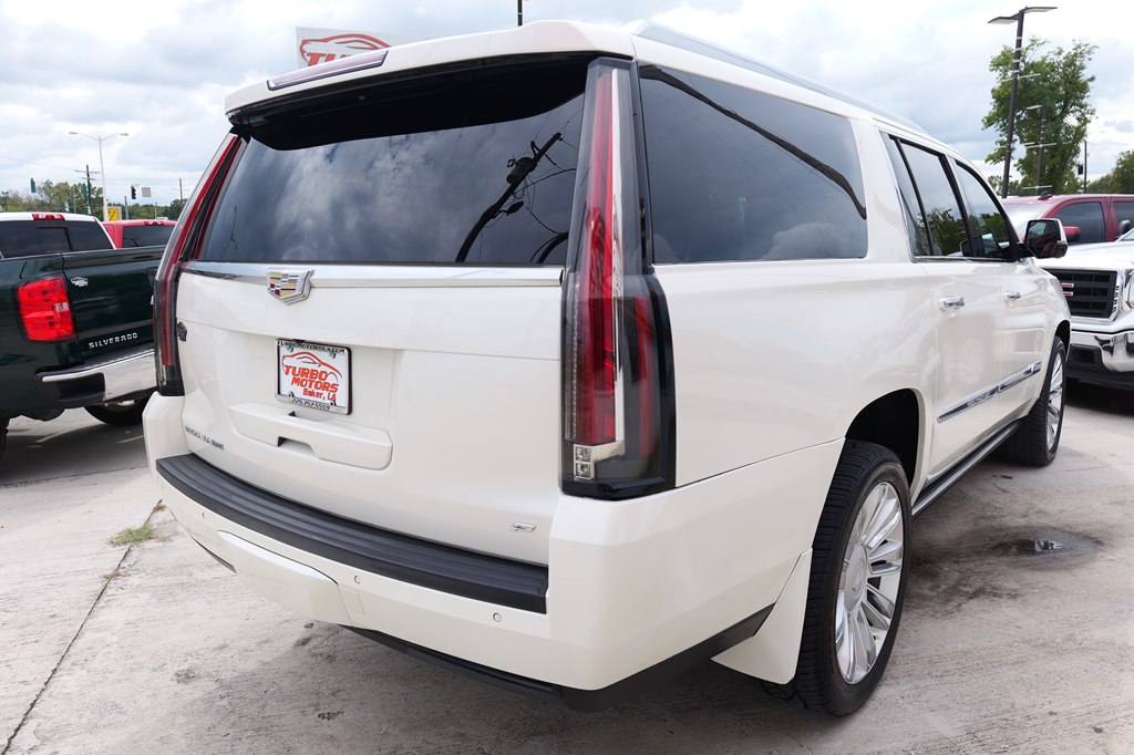 Photo 5 of this CADILLAC ESCALADE