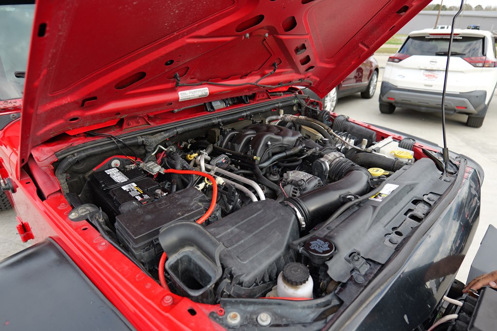 Used Car 2015 Jeep Wrangler Unlimi  Sport For Sale Under $20,000 In Baker, Louisiana