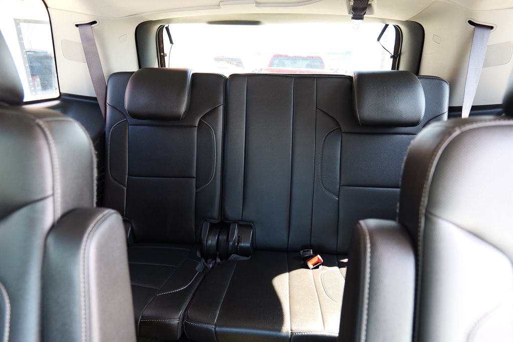 Photo 39 of this GMC YUKON