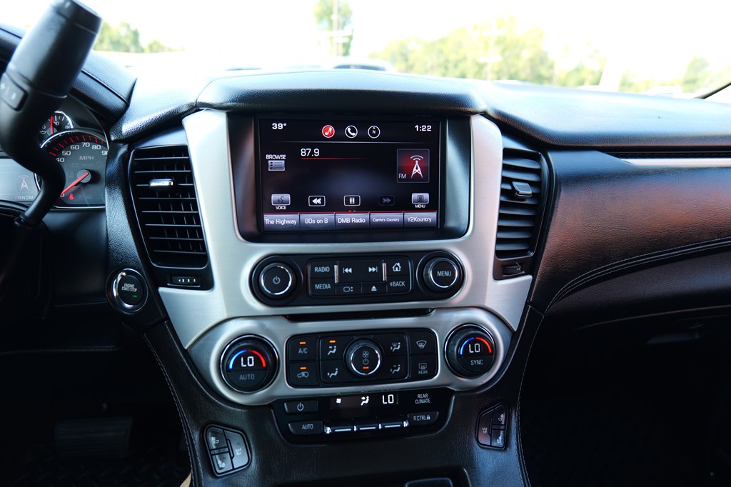 Photo 17 of this GMC YUKON