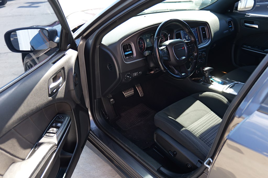 Used Car 2019 Dodge Charger  Scat Pack For Sale Under $30,000 In Baker, Louisiana