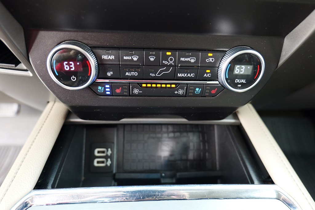 Used Car 2019 Ford Expedition  Xlt For Sale Under $20,000 In Baker, Louisiana