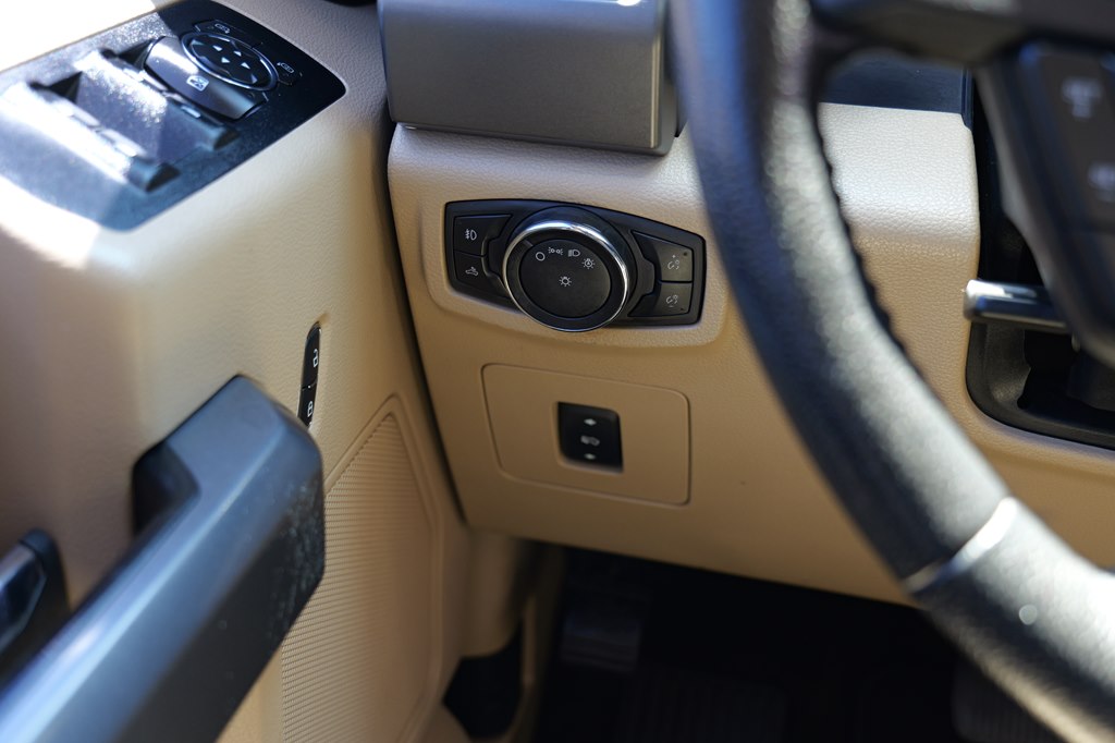 Used Car 2015 Ford F150  Supercrew For Sale Under $25,000 In Baker, Louisiana