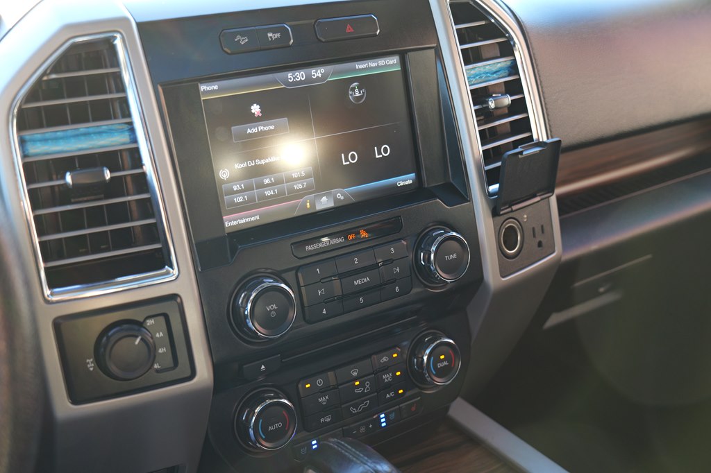 Used Car 2015 Ford F150  Supercrew For Sale Under $25,000 In Baker, Louisiana