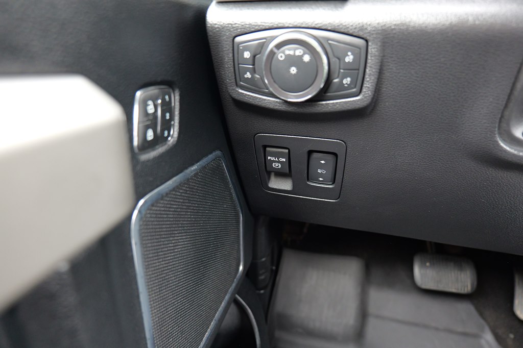 Used Car 2018 Ford F150  Supercrew For Sale Under $30,000 In Baker, Louisiana