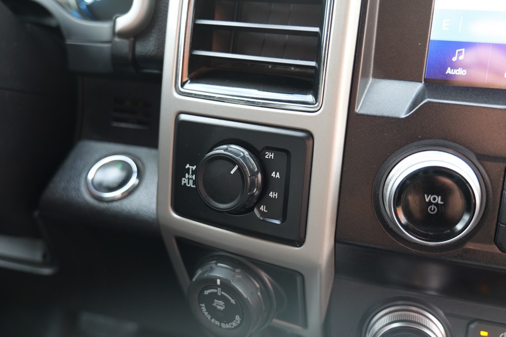 Used Car 2020 Ford F150  Supercrew For Sale Under $30,000 In Baker, Louisiana