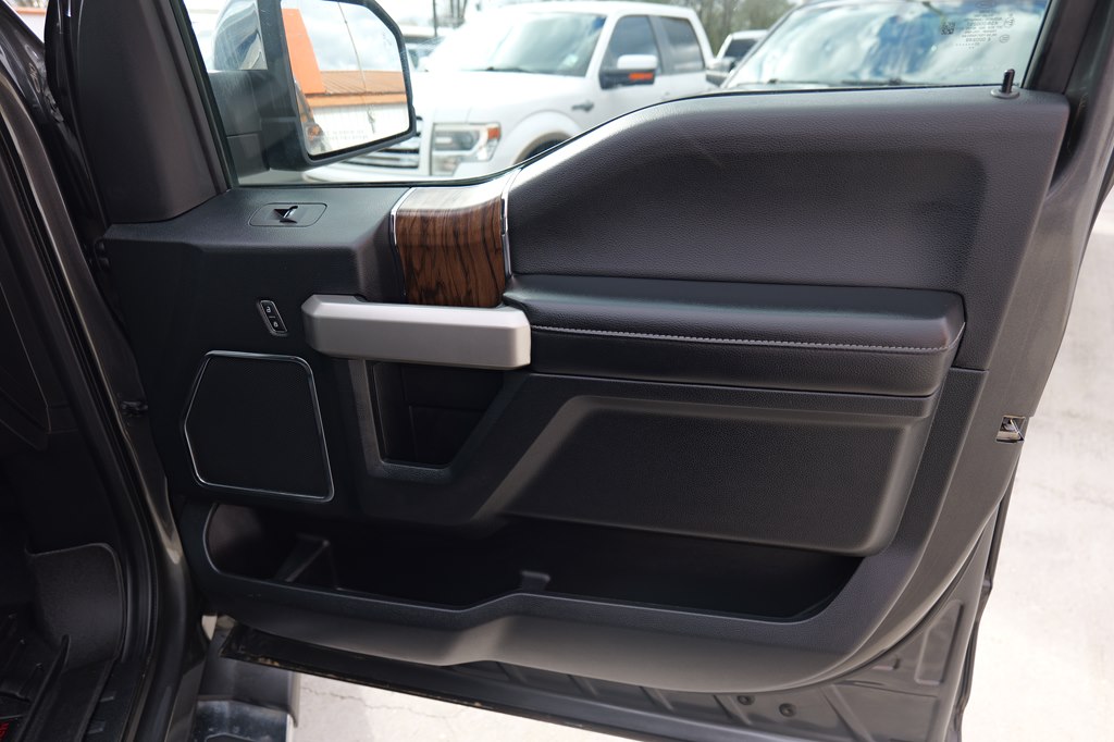 Used Car 2020 Ford F150  Supercrew For Sale Under $30,000 In Baker, Louisiana