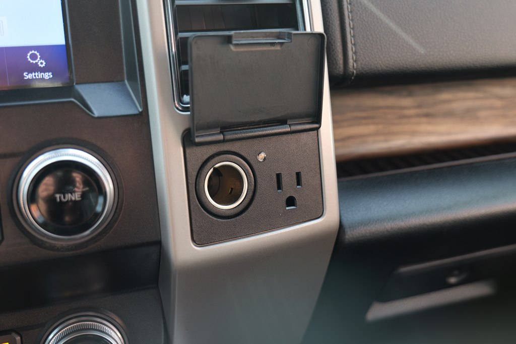 Used Car 2020 Ford F150  Supercrew For Sale Under $30,000 In Baker, Louisiana