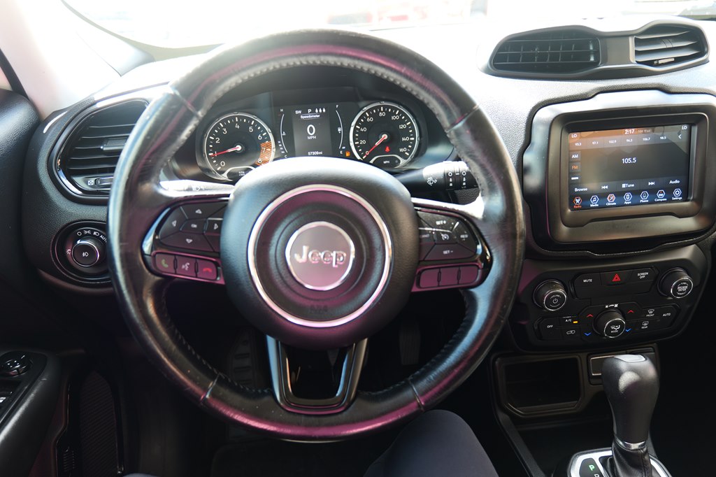 Photo 15 of this JEEP RENEGADE