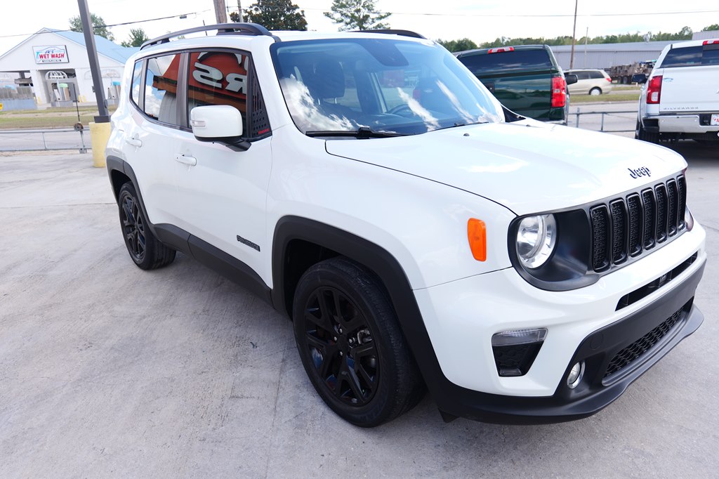 Photo 3 of this JEEP RENEGADE