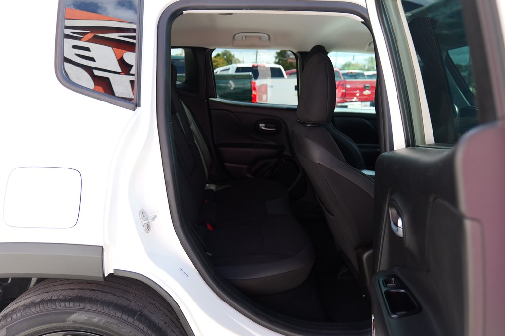 Photo 33 of this JEEP RENEGADE