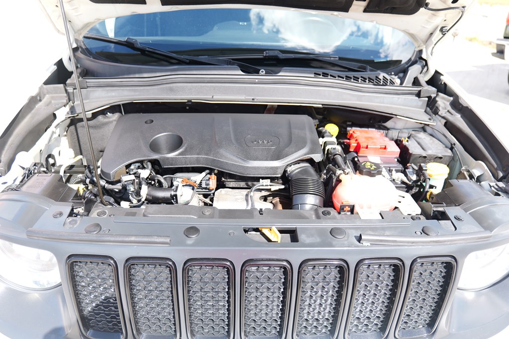 Photo 39 of this JEEP RENEGADE