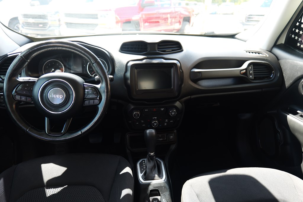 Photo 29 of this JEEP RENEGADE