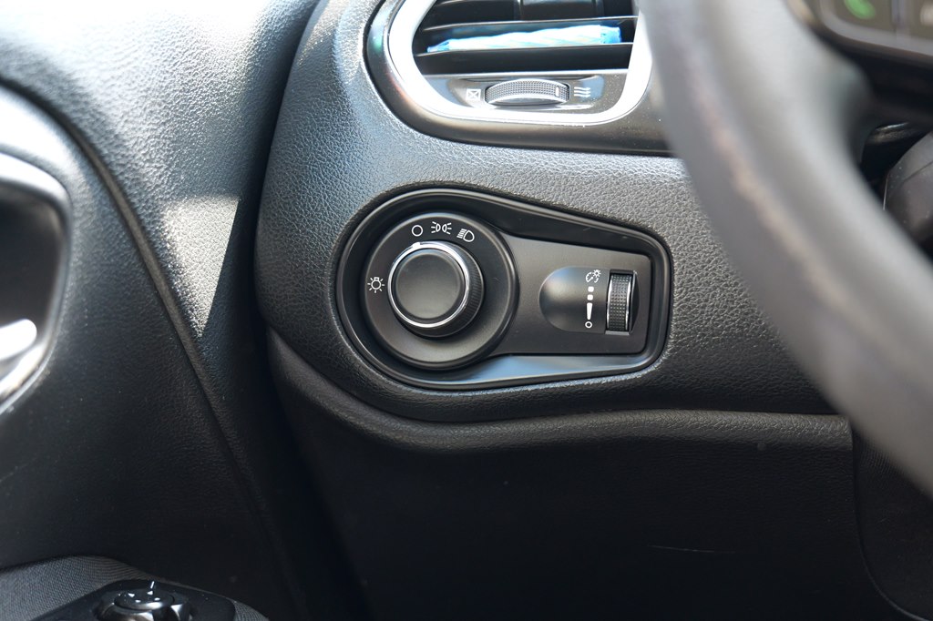 Used Car 2020 Jeep Renegade  Sport For Sale Under $15,000 In Baker, Louisiana