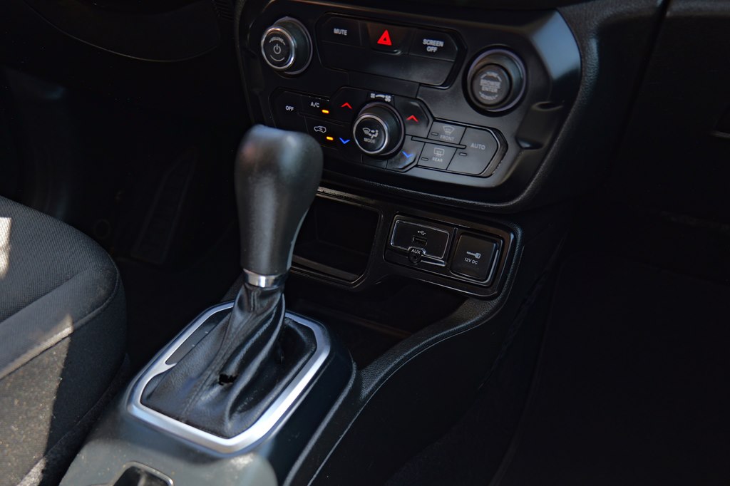 Used Car 2020 Jeep Renegade  Sport For Sale Under $15,000 In Baker, Louisiana