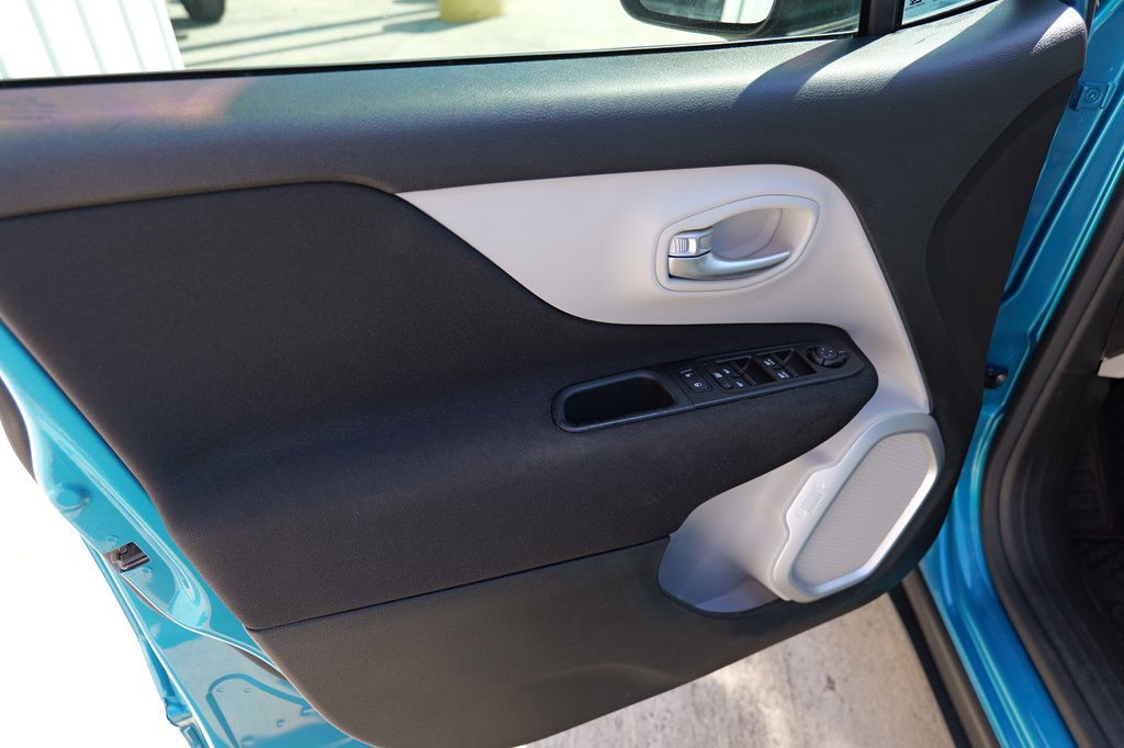 Used Car 2021 Jeep Renegade  Latitude For Sale Under $20,000 In Baker, Louisiana