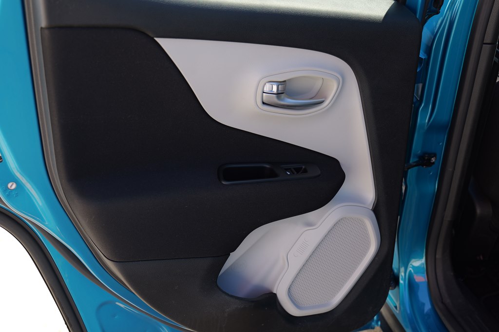 Used Car 2021 Jeep Renegade  Latitude For Sale Under $20,000 In Baker, Louisiana