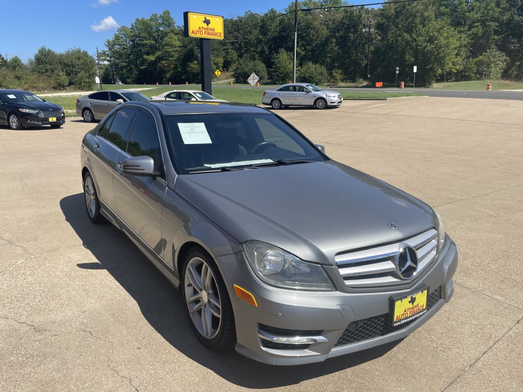 MERCEDES-BENZ C-CLASS 2013 MERCEDES-BENZ C-CLASS WDDGF4HB6DR262560