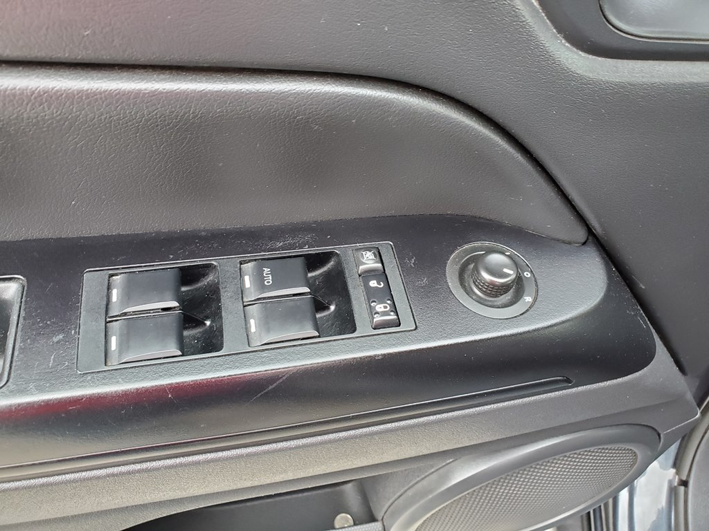 Photo 16 of this JEEP PATRIOT